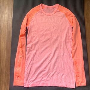 Lululemon Swiftly Tech  Long Sleeve Crew Shirt Size 6